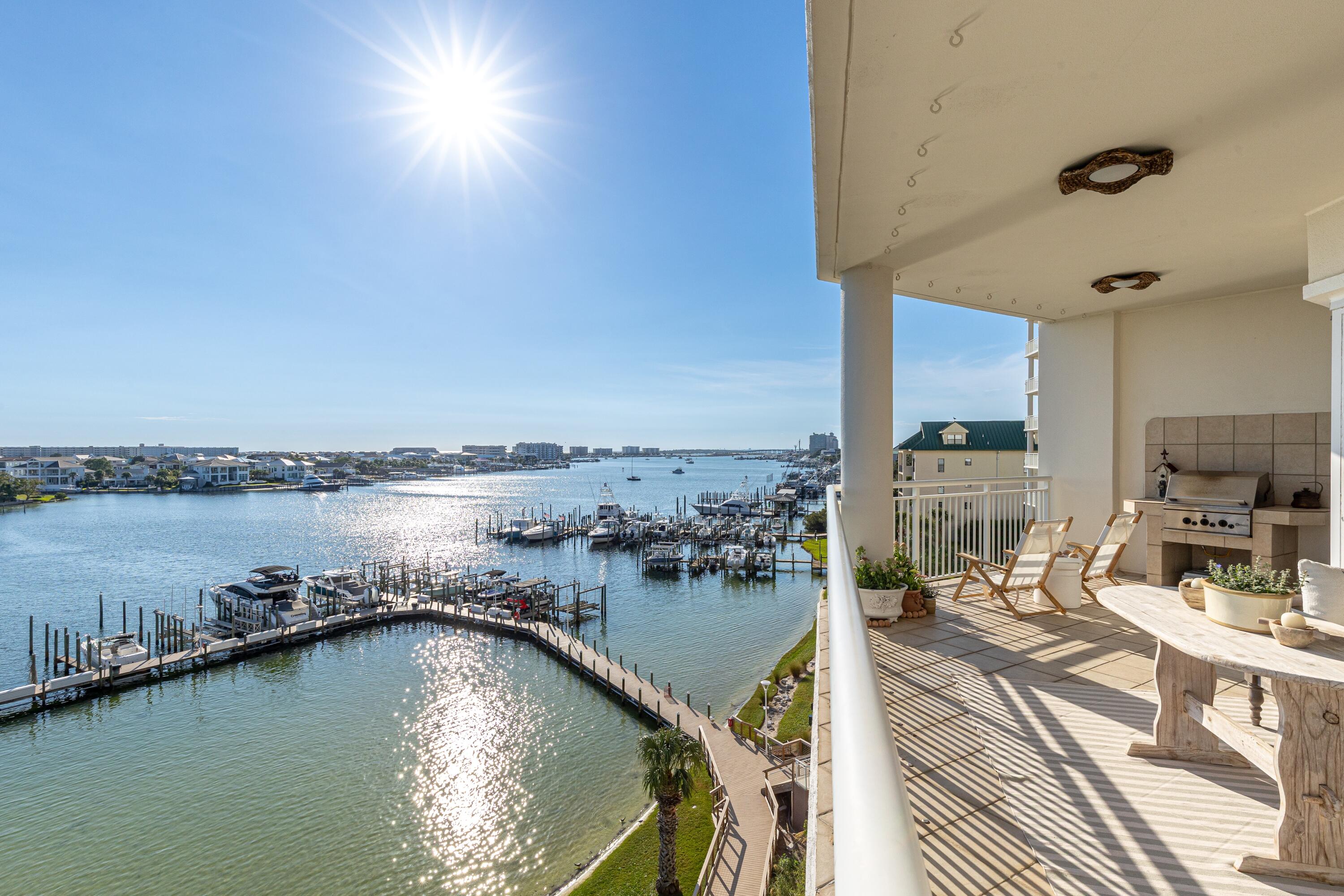 GRAND HARBOR - Residential