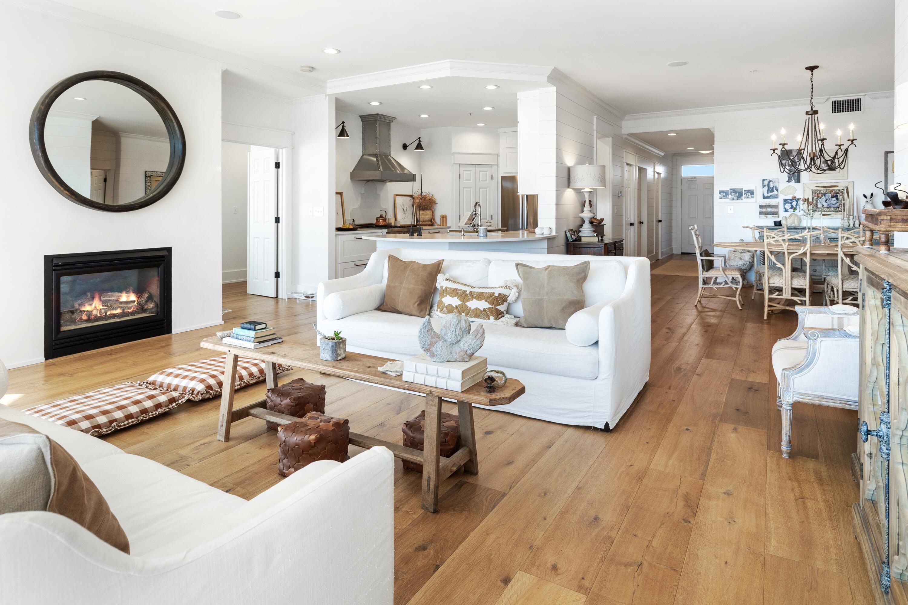 GRAND HARBOR - Residential