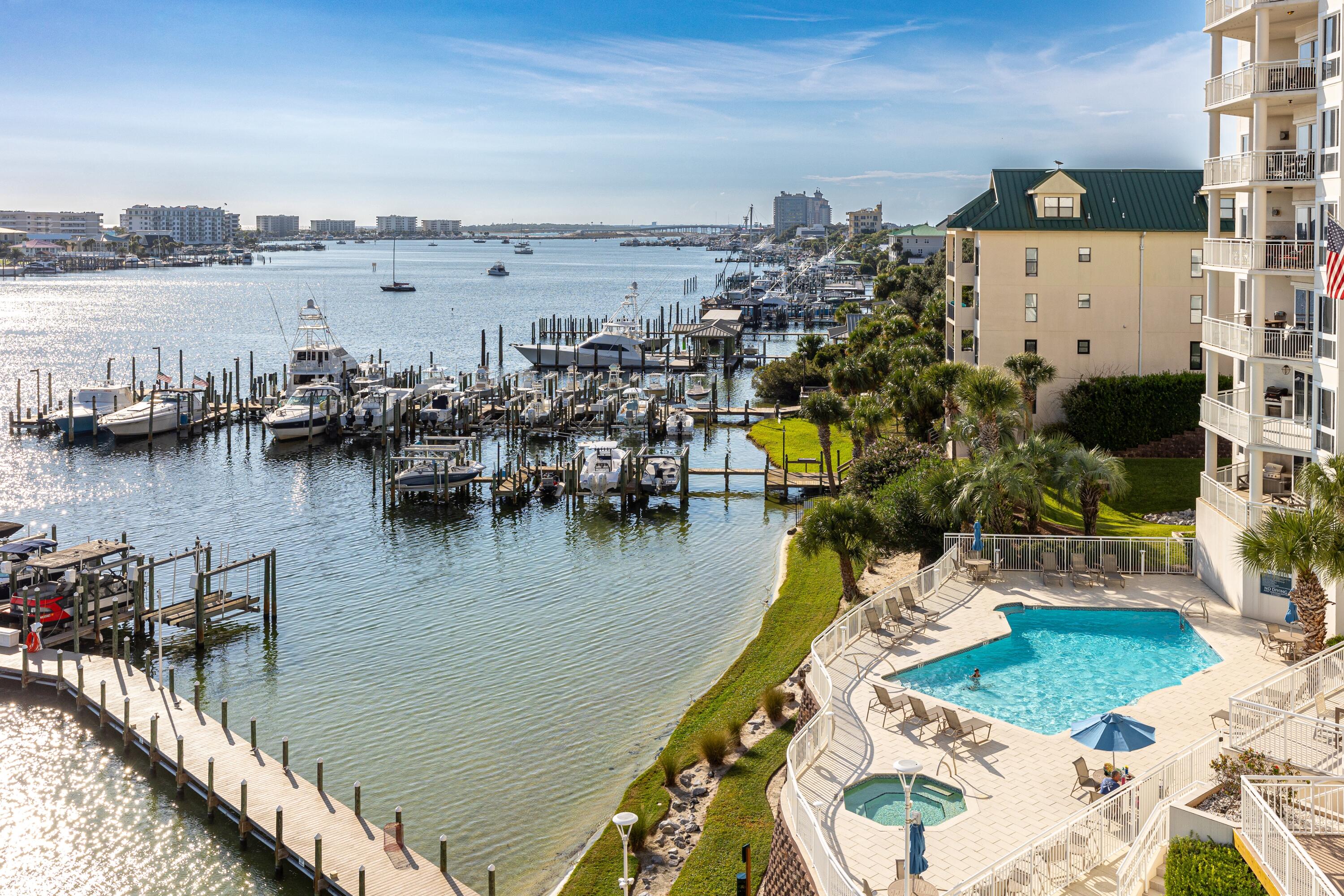 GRAND HARBOR - Residential