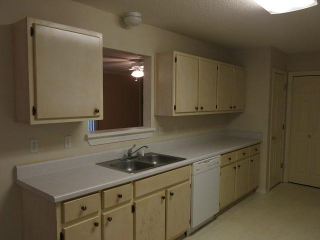 SOUTHERN OAKS PLANTATION - Residential Lease