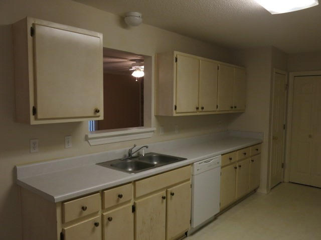 SOUTHERN OAKS PLANTATION - Residential Lease