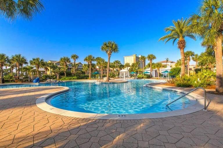 STERLING SHORES - Residential