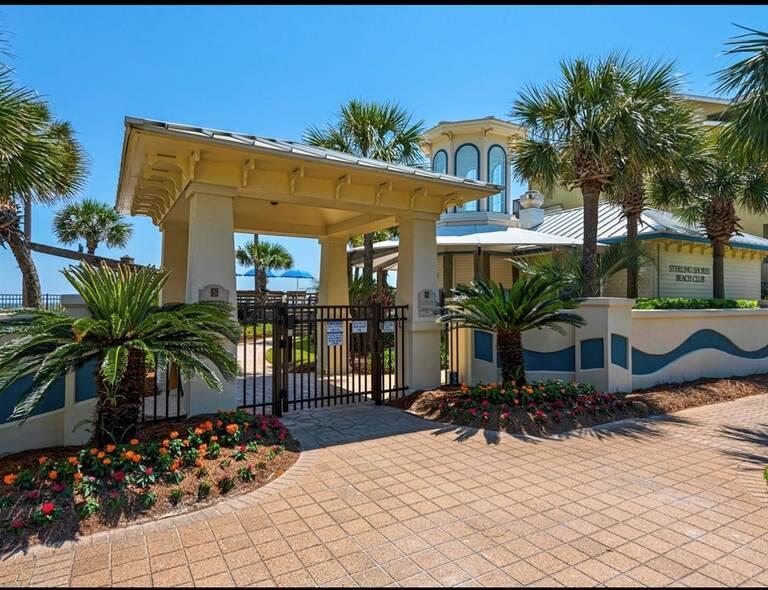 STERLING SHORES - Residential
