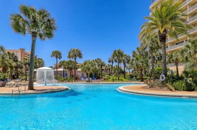 STERLING SHORES - Residential