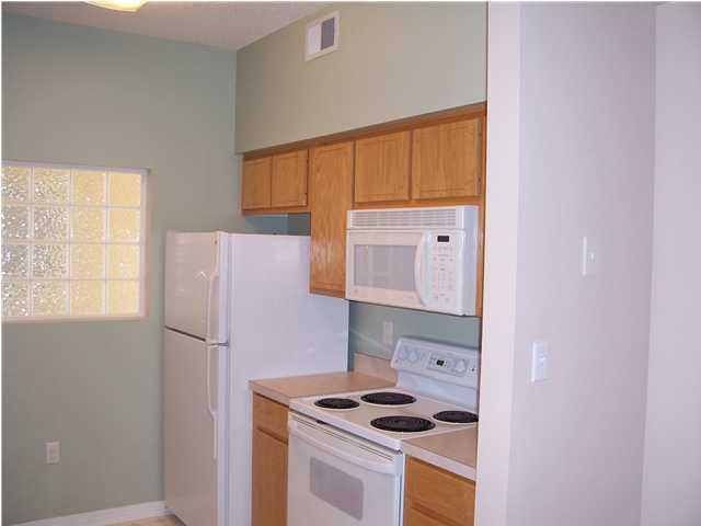 THE OAKS - Residential