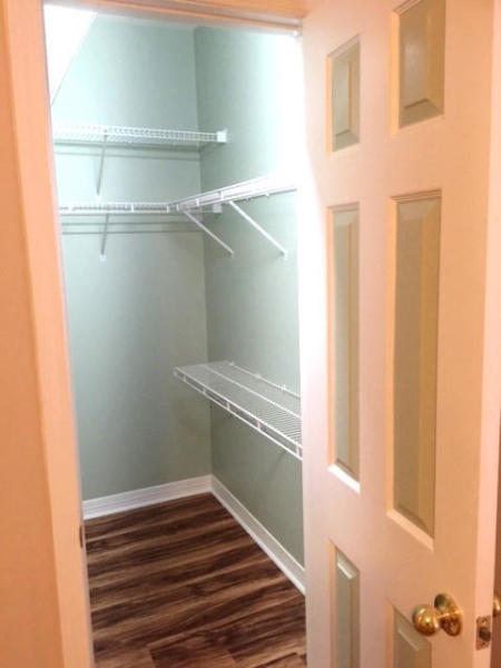 THE OAKS - Residential