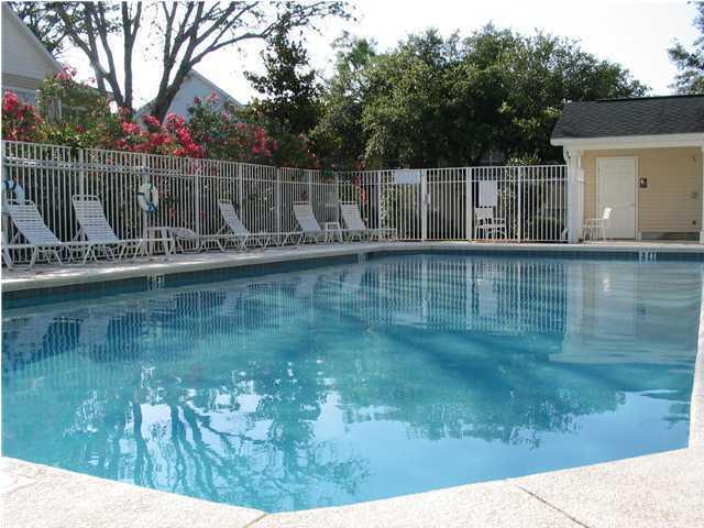 THE OAKS - Residential