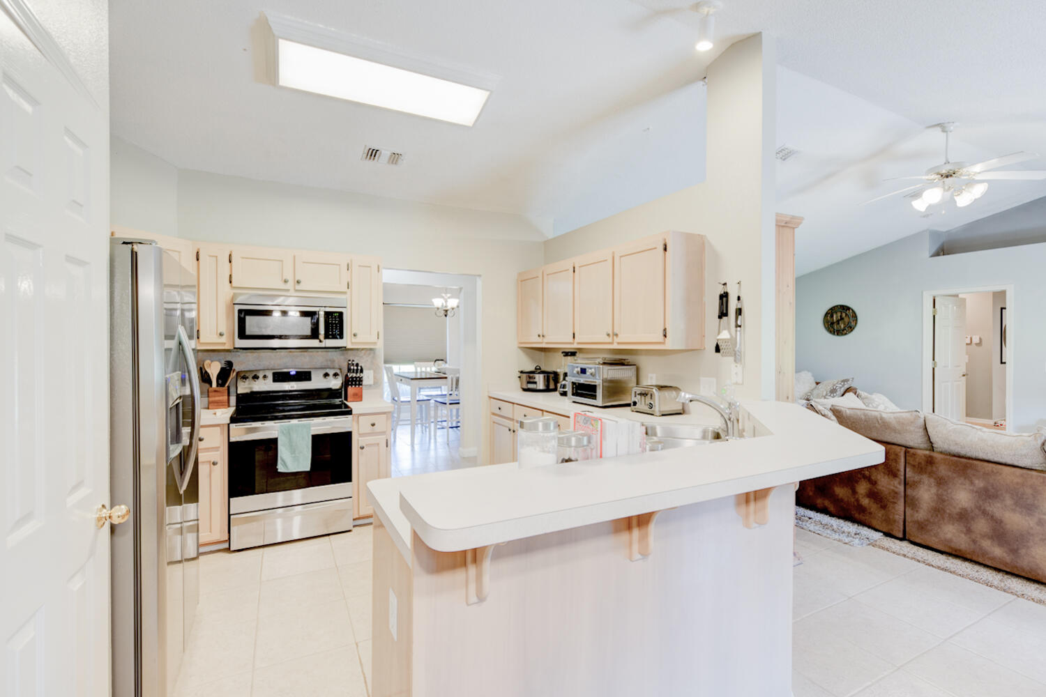 HOLLEY BY THE SEA - Residential