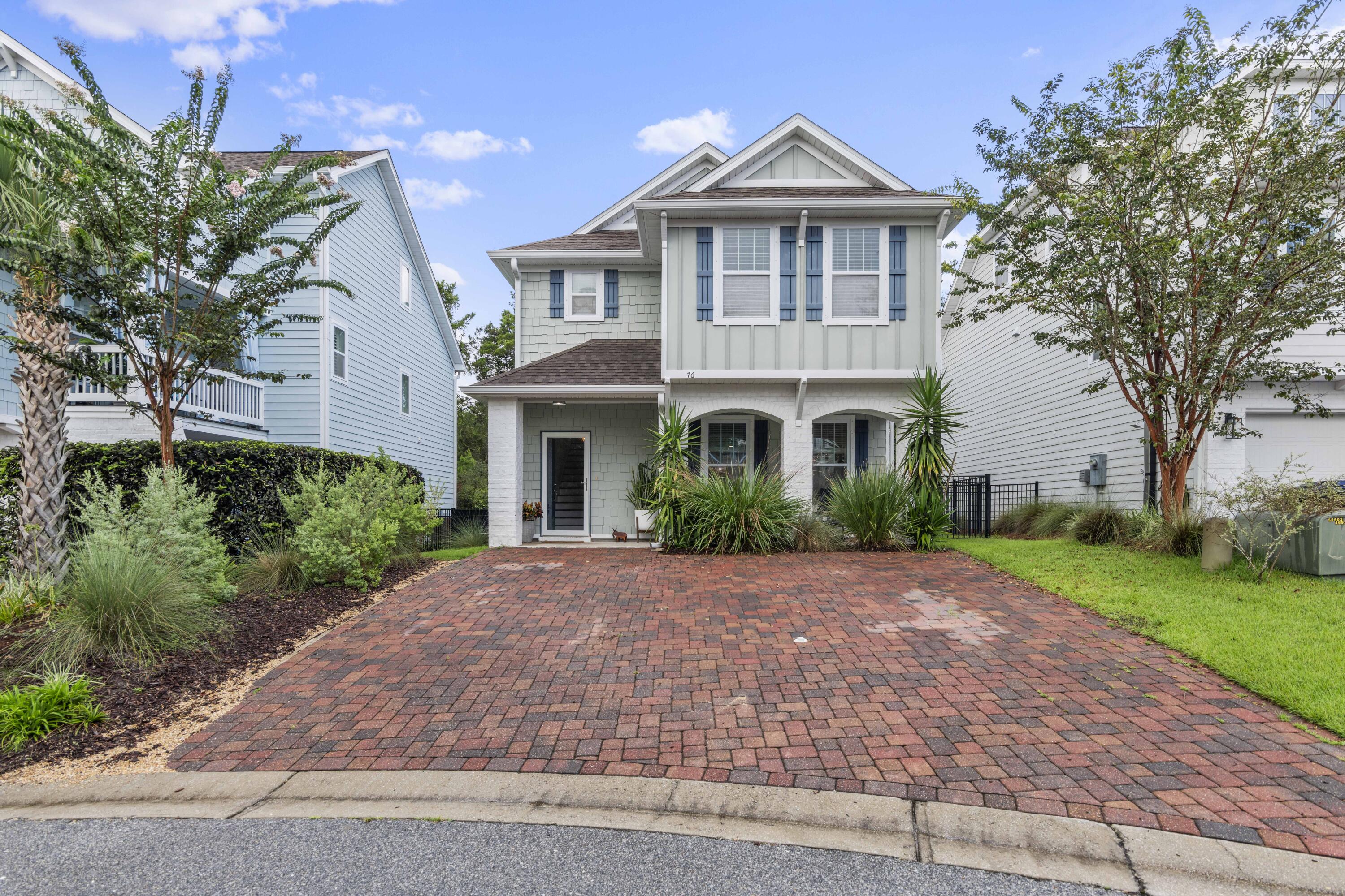 PINEWOOD PRESERVE - Residential