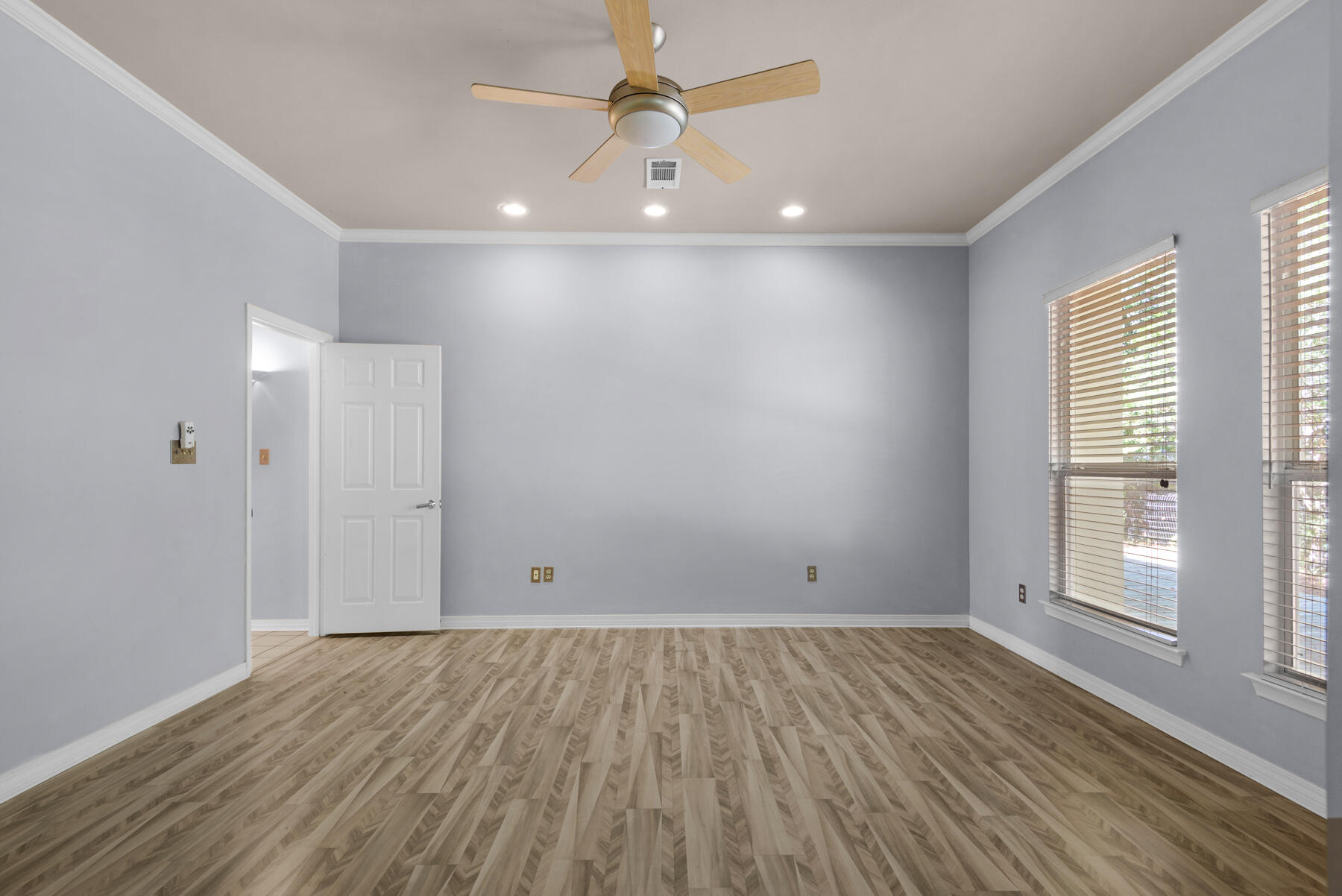 BRIARWOOD S/D LOT 3 BLK A - Residential