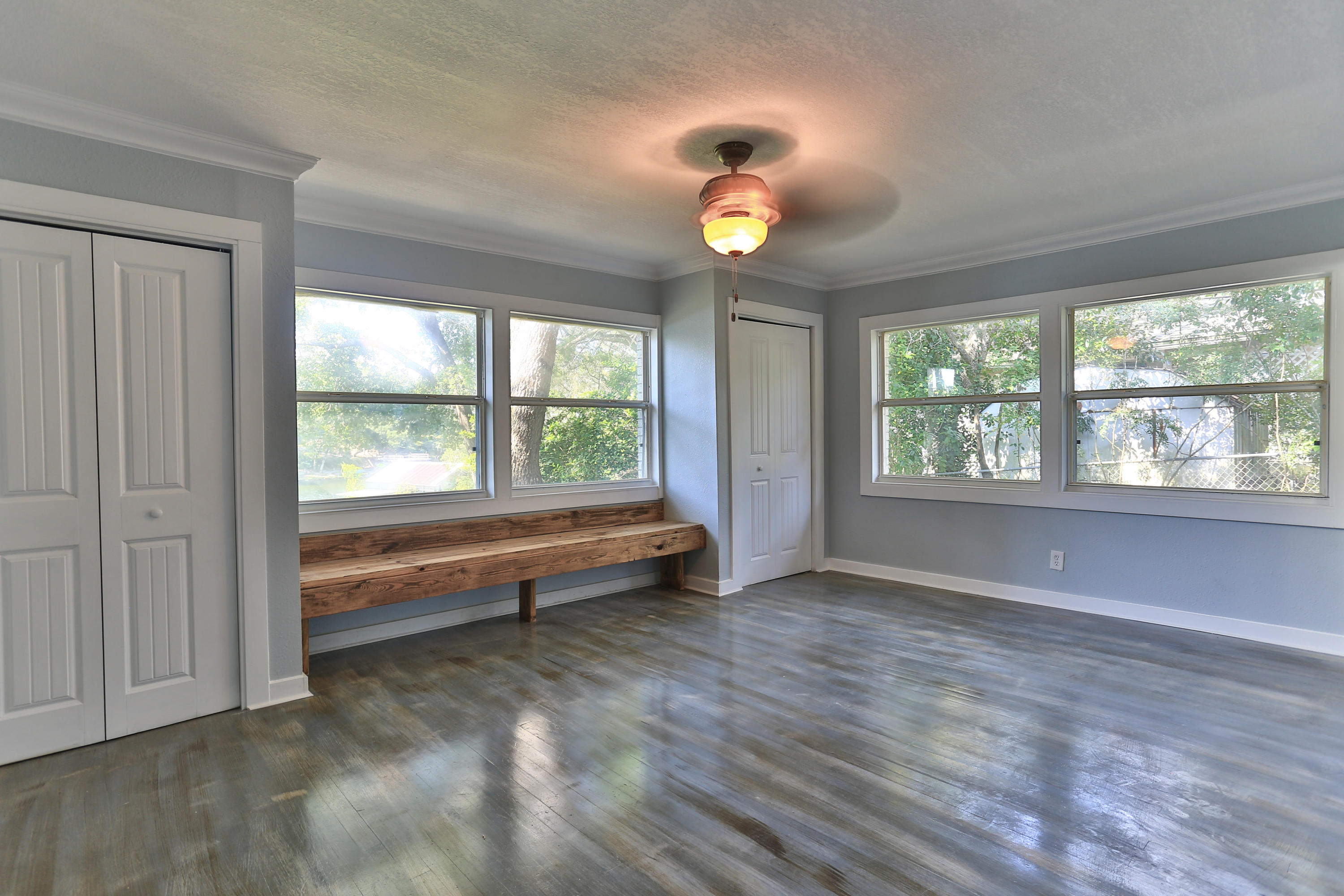 MOONEYS NORTH S/D - Residential