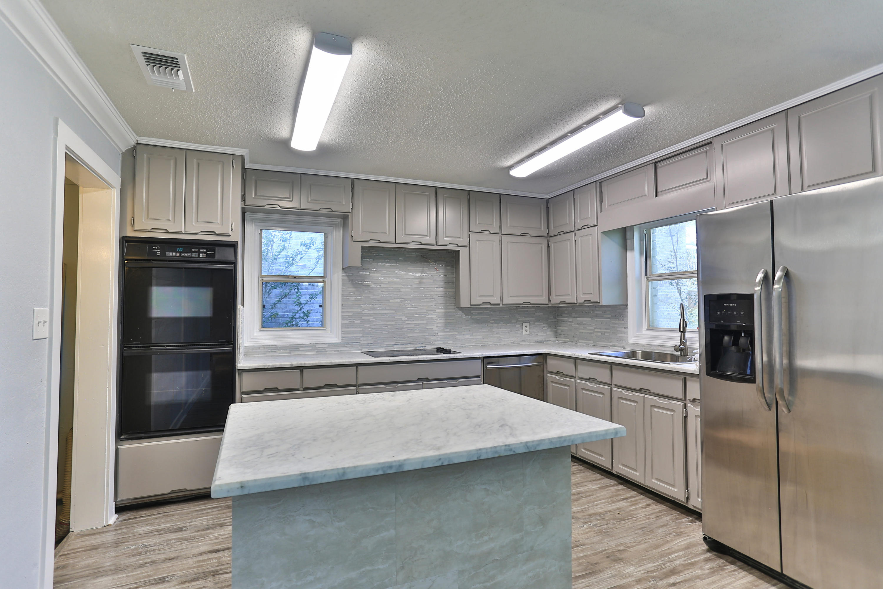 MOONEYS NORTH S/D - Residential