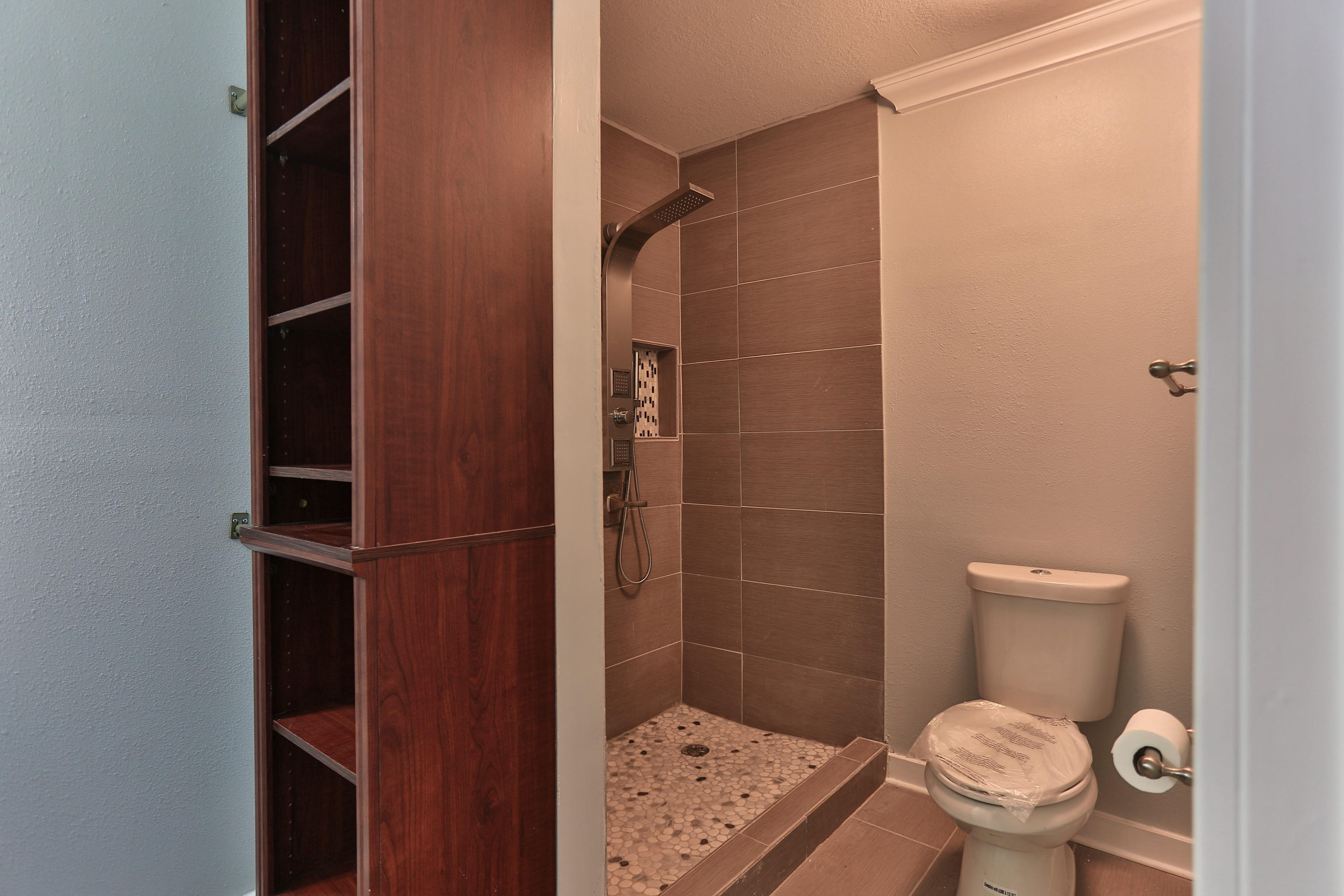 MOONEYS NORTH S/D - Residential