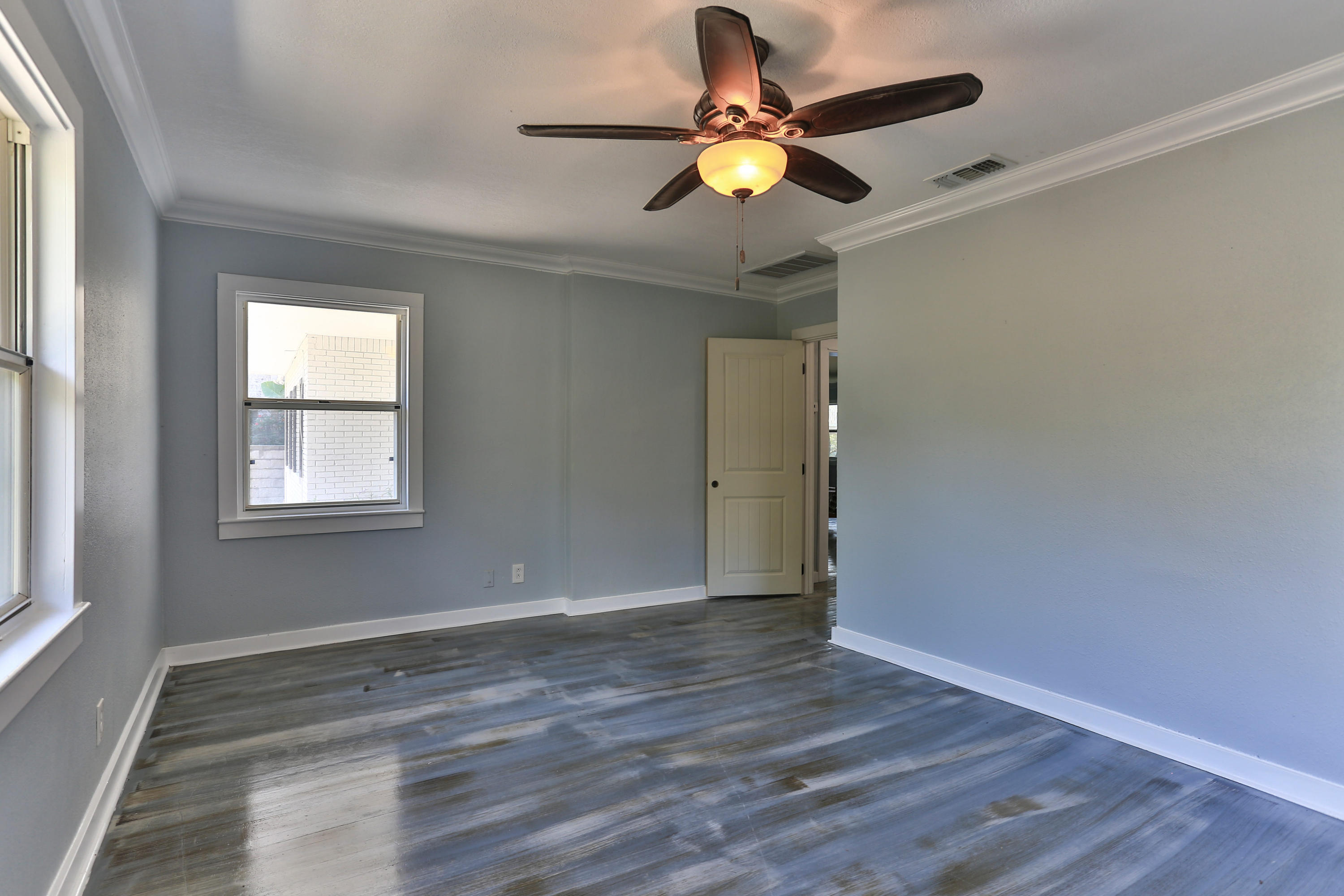 MOONEYS NORTH S/D - Residential