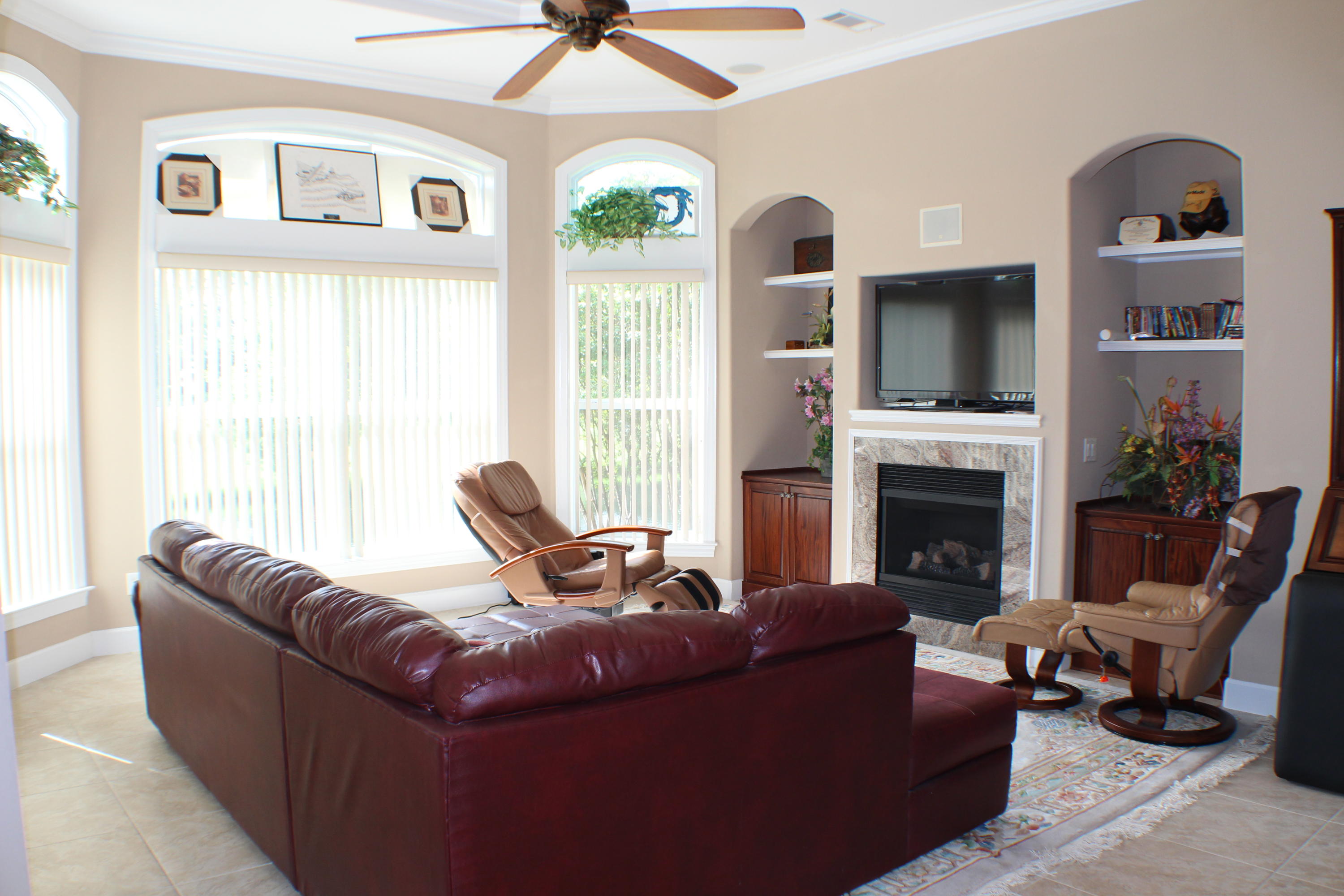 WINDWARD PH 5 - Residential