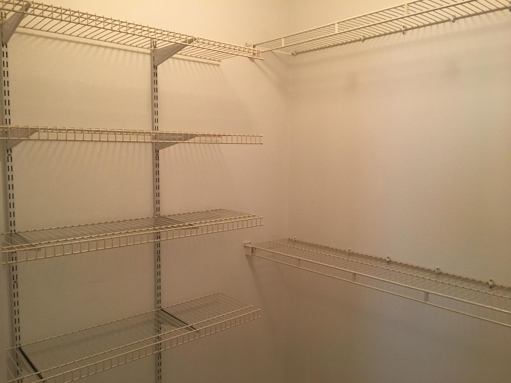 MT OLIVE ESTATES LOT 4 BLK C - Residential