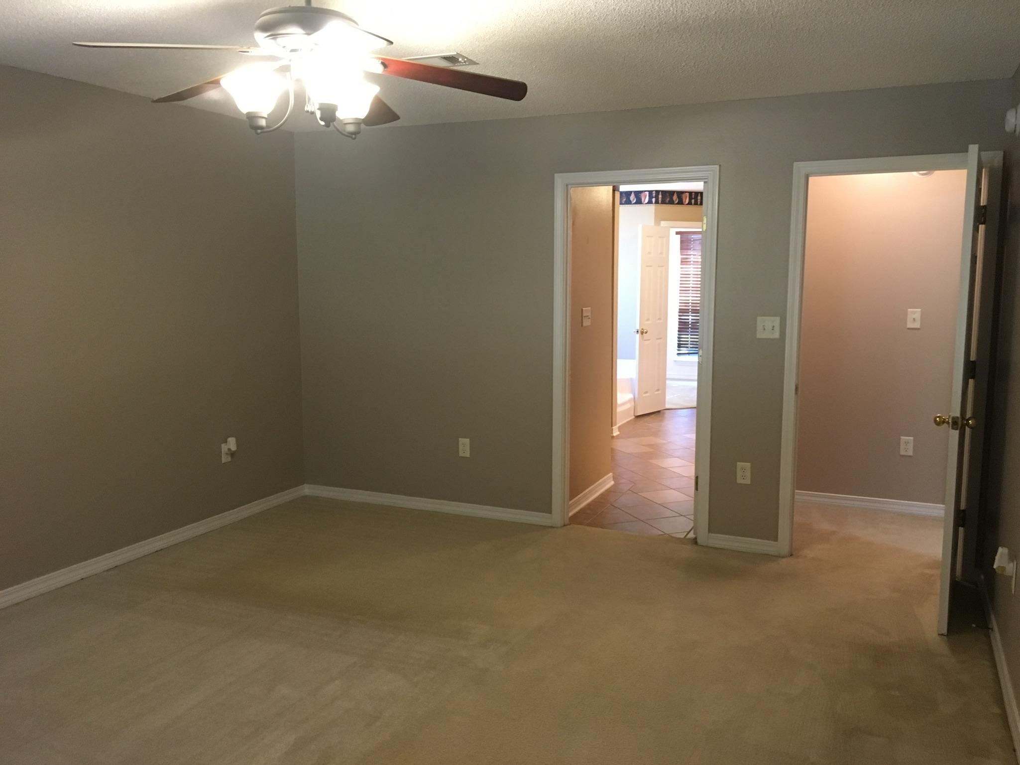 MT OLIVE ESTATES LOT 4 BLK C - Residential