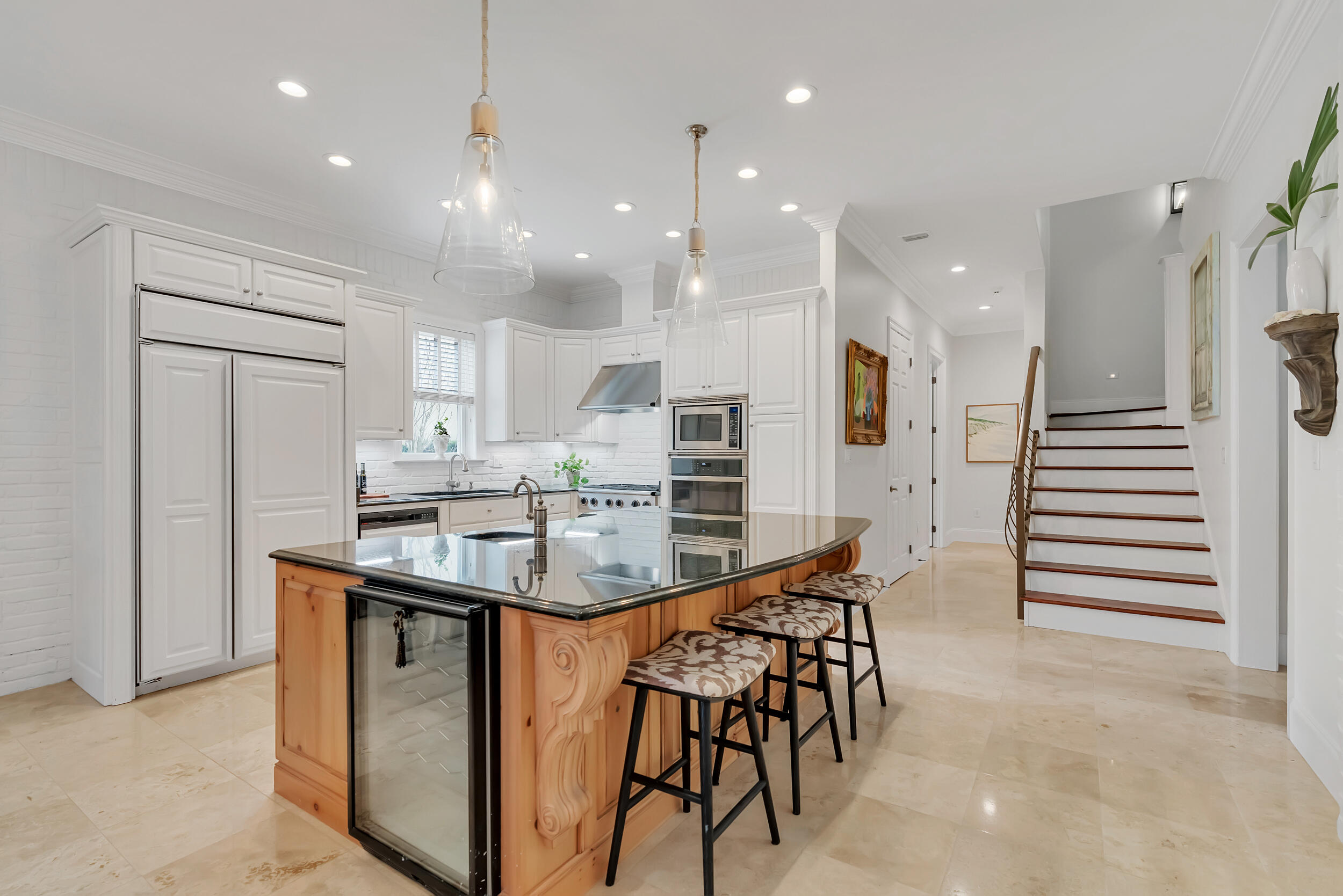 BURNT PINE - Residential