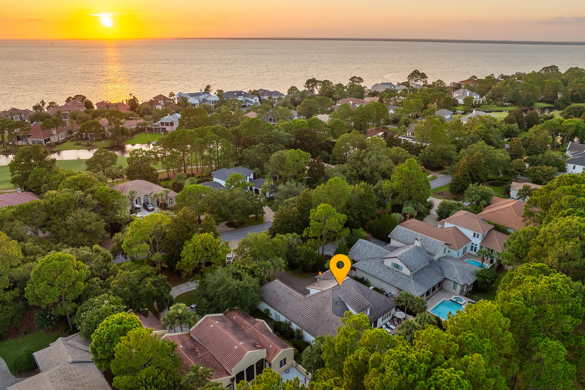 BURNT PINE - Residential