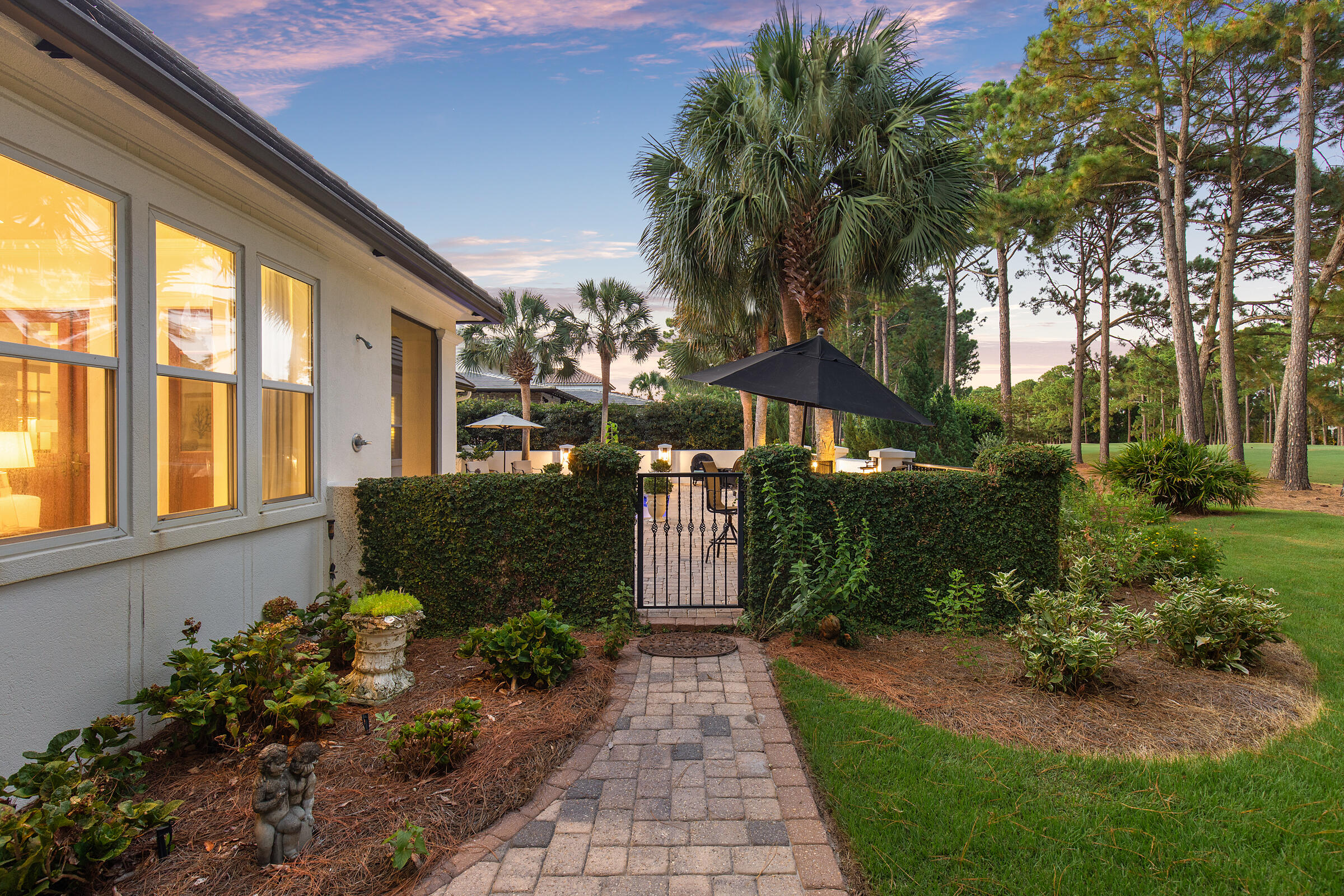 3163 Club Drive
