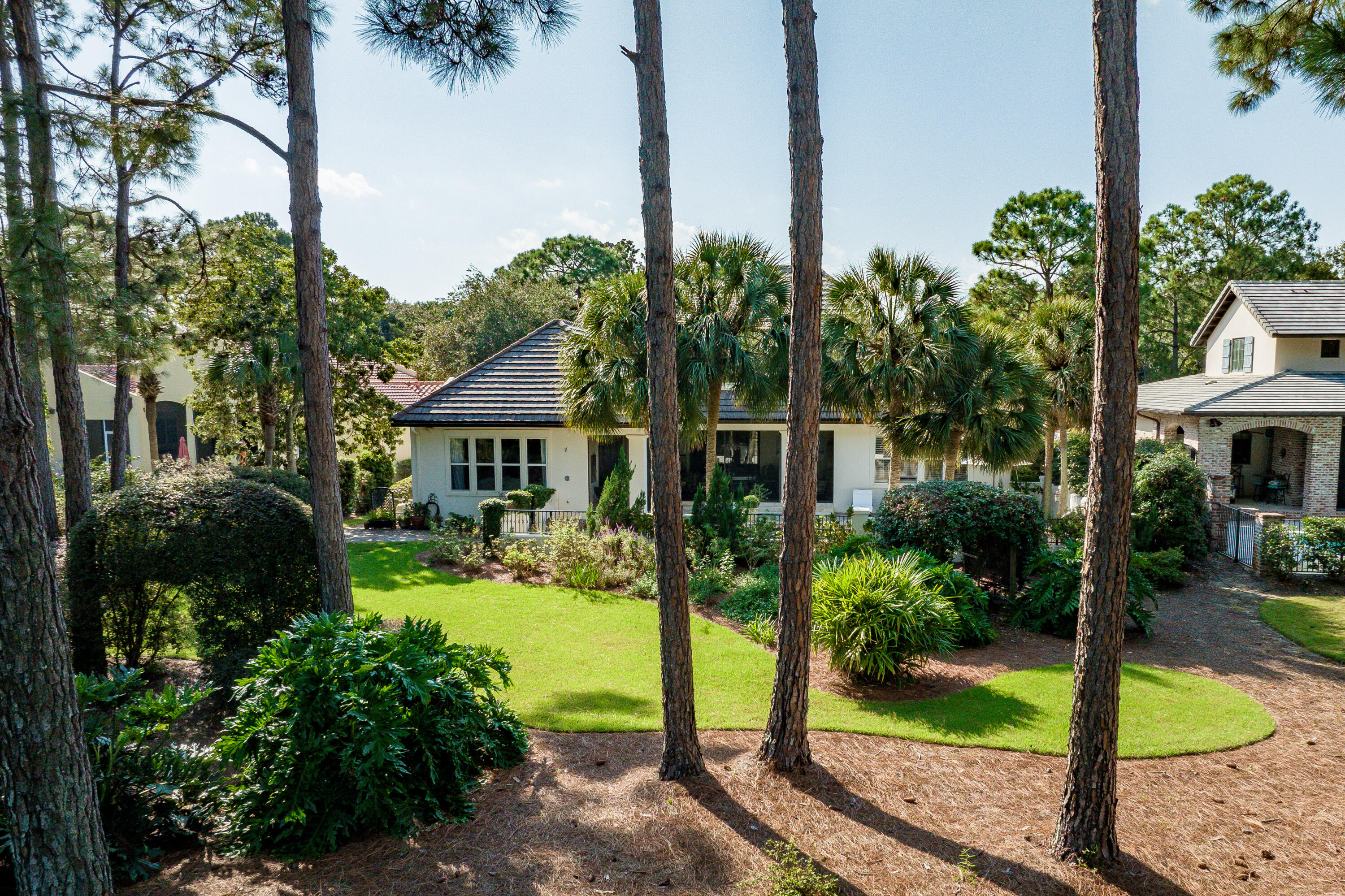 BURNT PINE - Residential