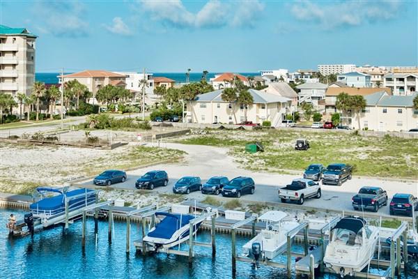 HARBOR LANDING - Residential