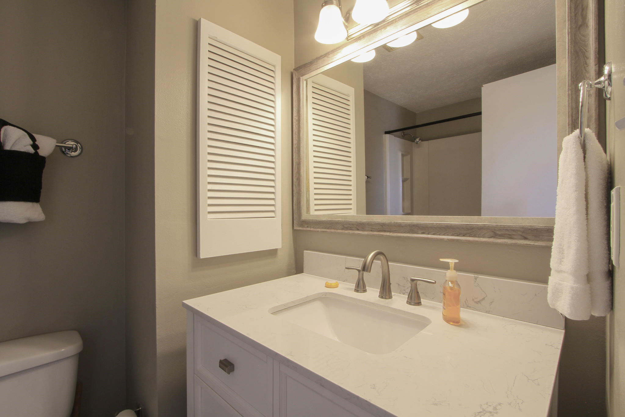 COMMODORES LANDING - Residential