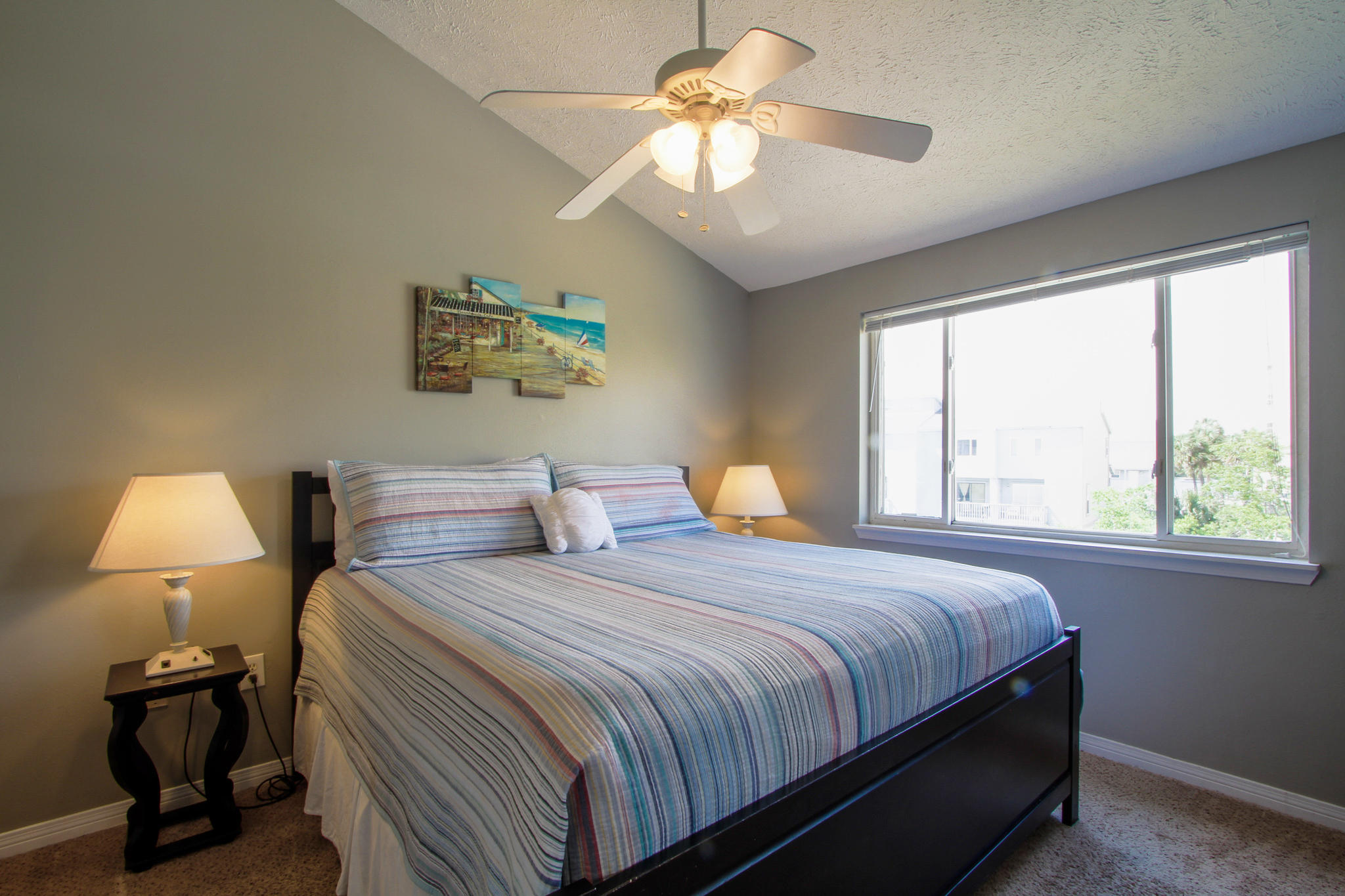 COMMODORES LANDING - Residential