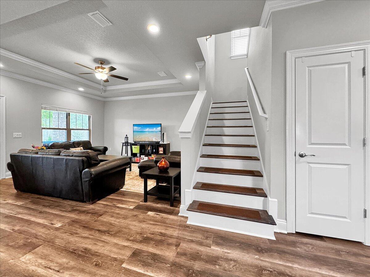 LOVEWOOD - Residential