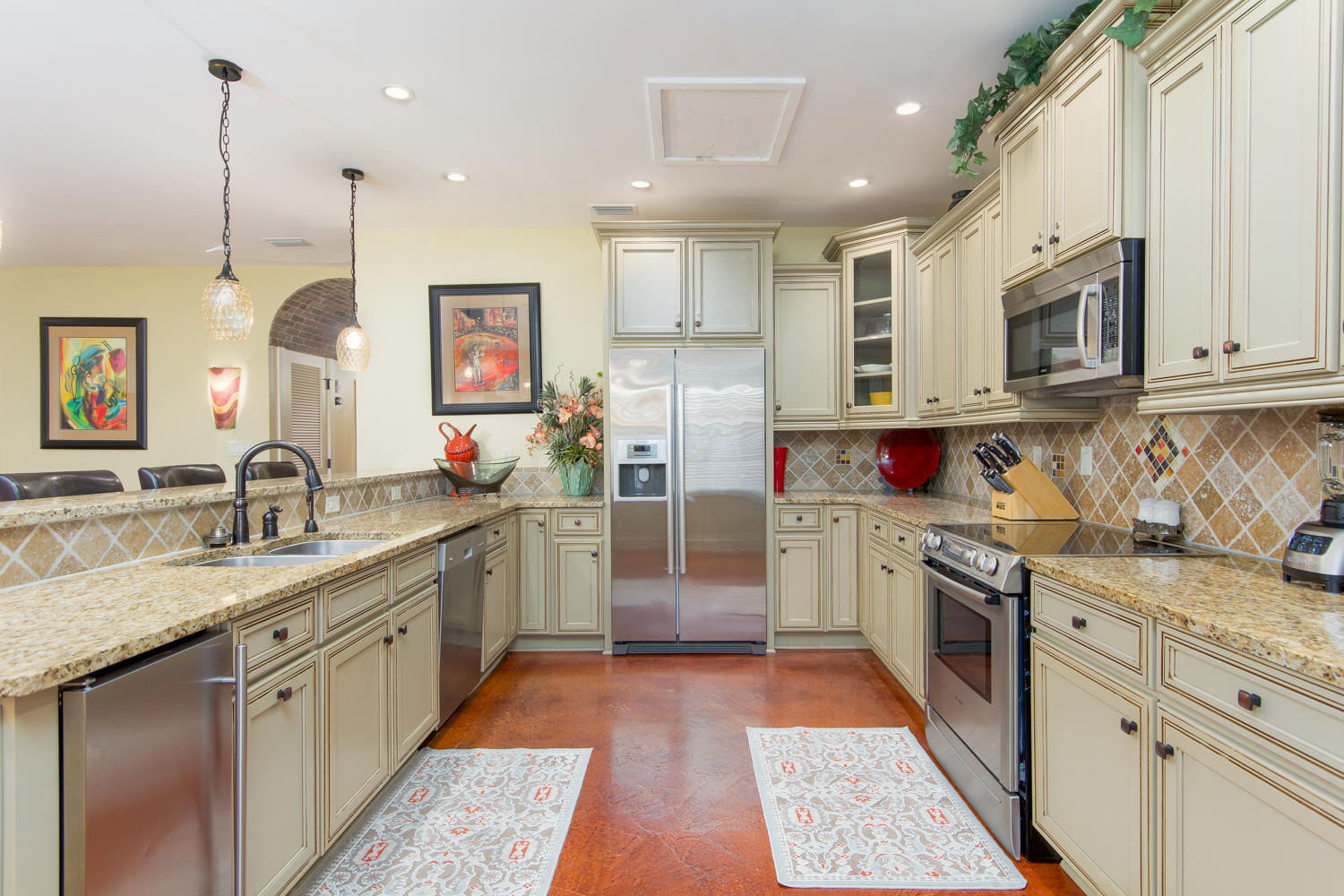 FISHERMAN'S VILLAGE - Residential