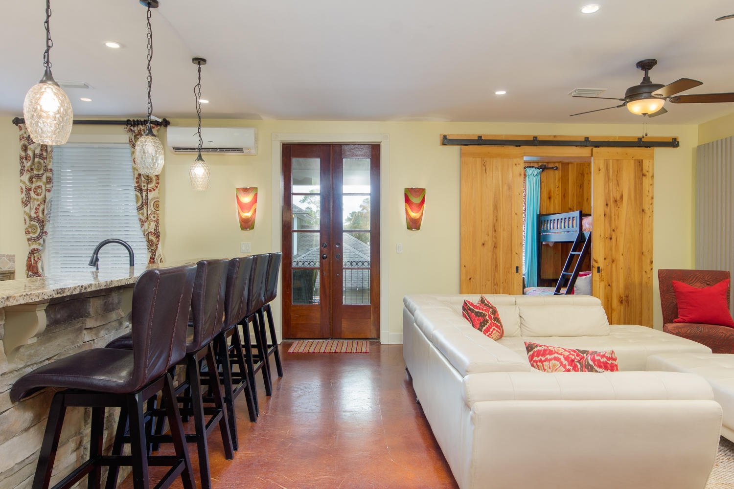 FISHERMAN'S VILLAGE - Residential