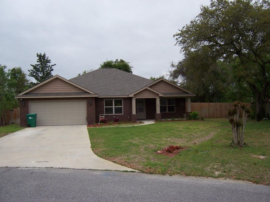 Located in Bluewater Bay, Large Cul-De-Sac Fenced yard. Large front covered porch. Tile Entrance Hall opens to Spacious Living Room with door opening to Large Cover patio in Fenced Back yard. To left of Entrance is Dining Room, opens to Beautiful appointed Kitchen. Granite Countertops in Kitchen and Matching tops in both Bathrooms. Stainless Steel kitchen appliances(Side by Side Refrigerator). Pendant type lights over Breakfast Bar and recessed lights in kitchen,living room. Split Bedroom plan. Porcelain 20'' floor tile throughout, except carpeted bedrooms. Master Bedroom with Master Bath, garden tub, separate shower, double vanities. Other two bedrooms share a full bath. Home is wired for Generator use. Hurricane Shutters. NON SMOKING. SMALL PET CONSIDERED WITH OWNER APPROVAL.