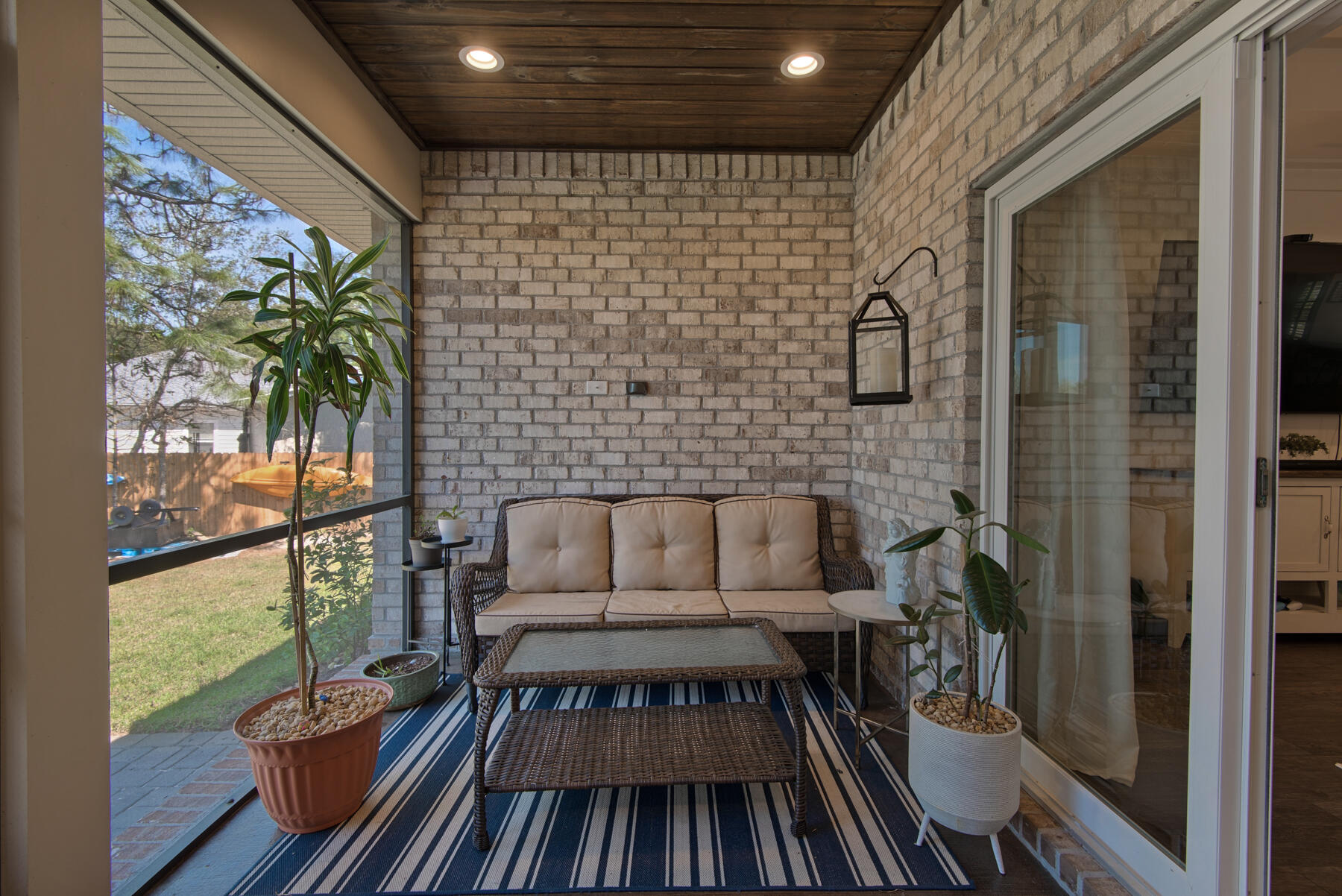 PELICAN BAY S/D - Residential