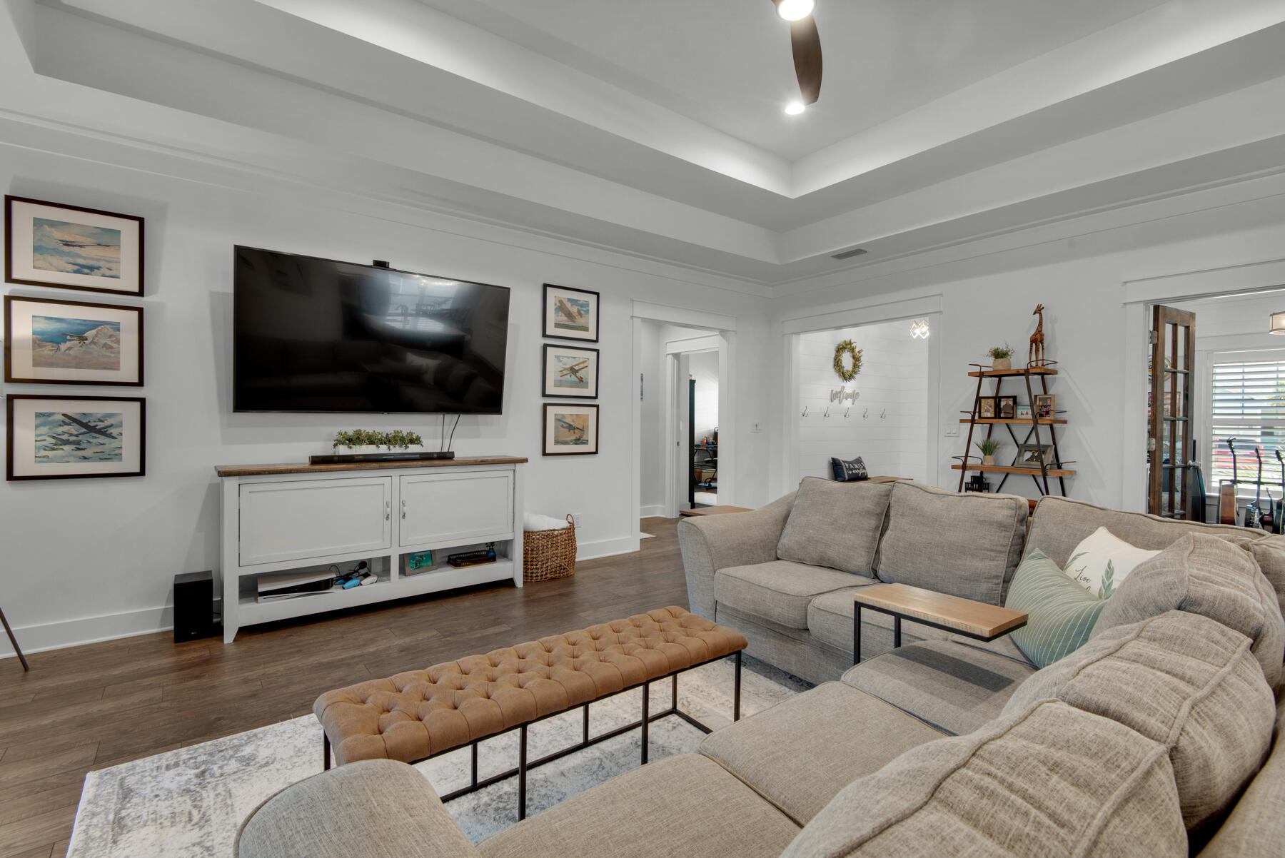 PELICAN BAY S/D - Residential