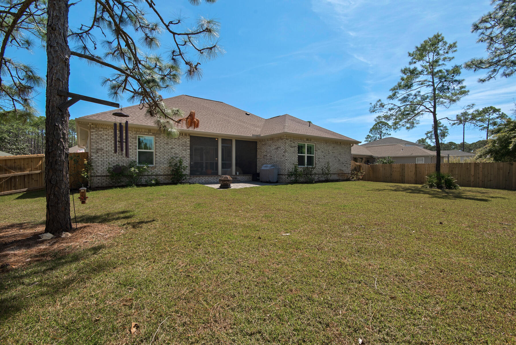 PELICAN BAY S/D - Residential