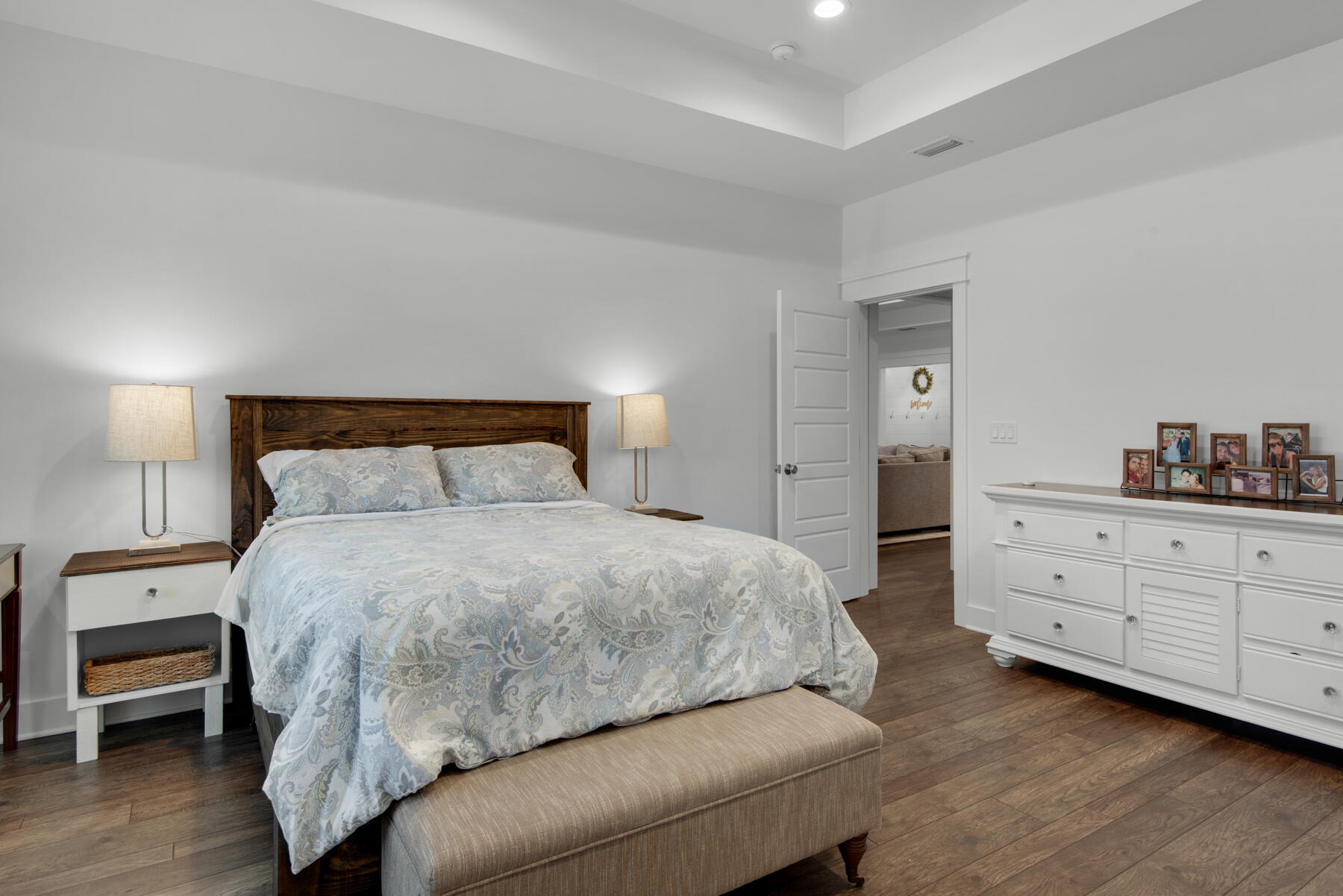 PELICAN BAY S/D - Residential