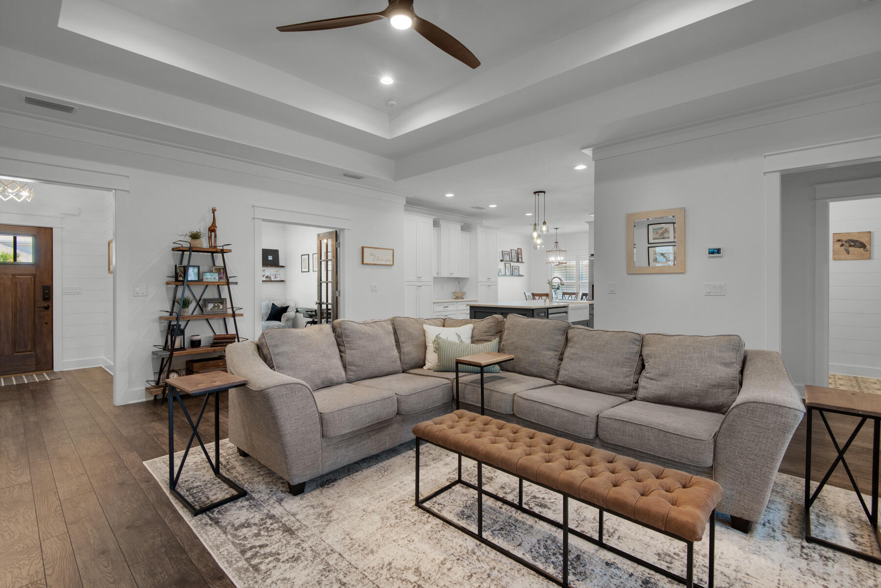 PELICAN BAY S/D - Residential