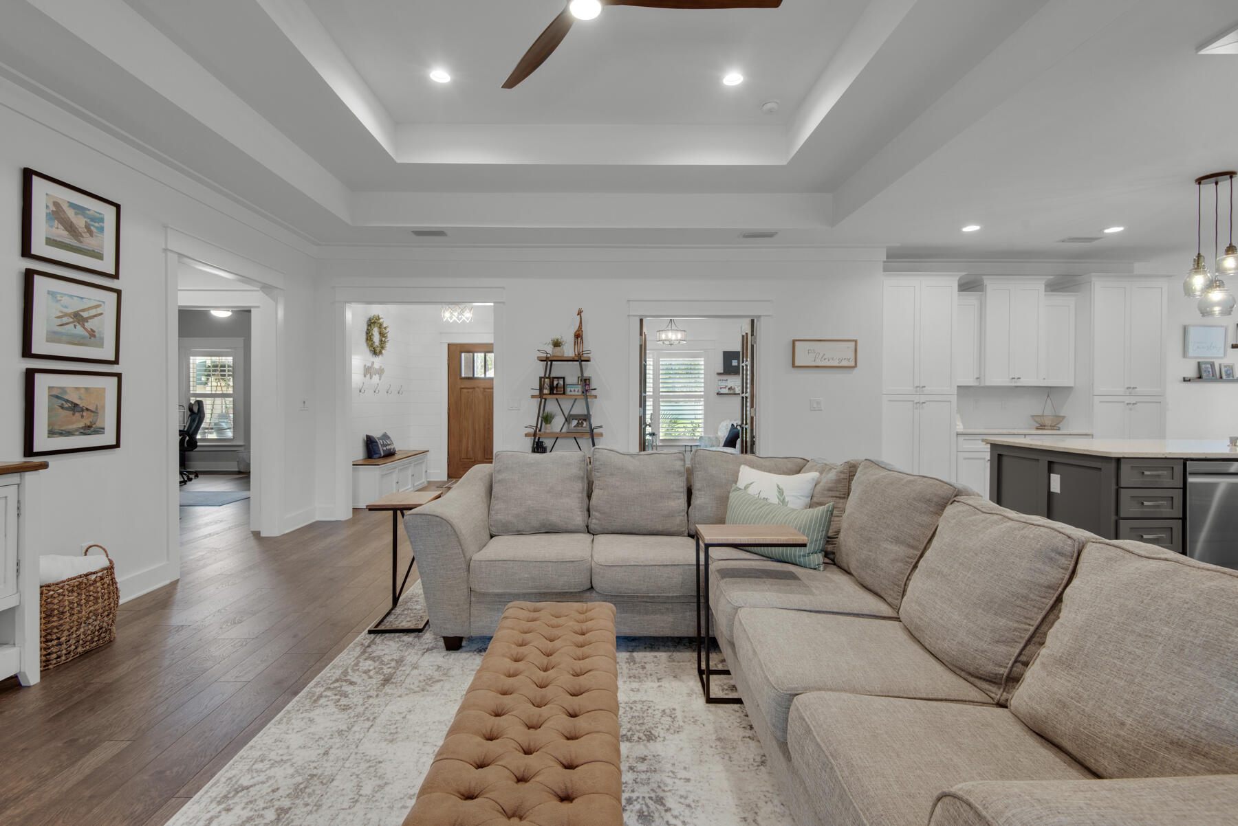 PELICAN BAY S/D - Residential