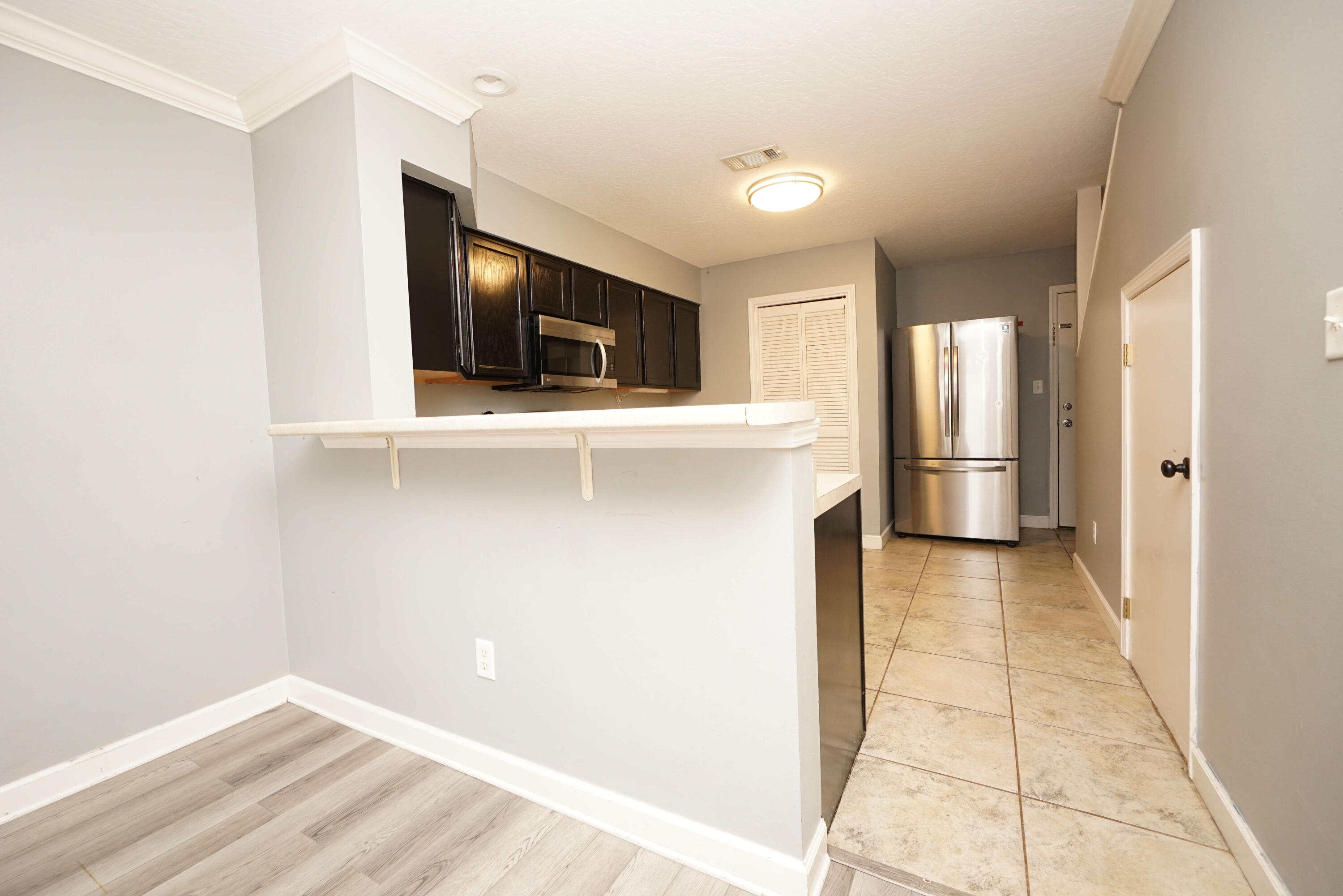 SHAY LIN T/H - Residential