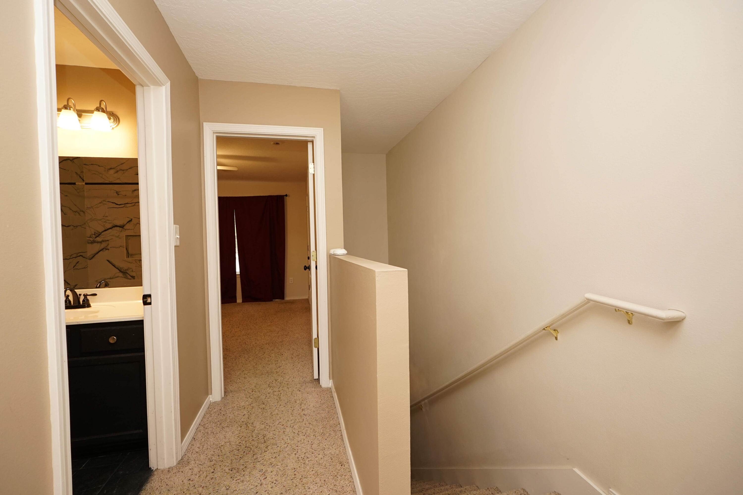 SHAY LIN T/H - Residential