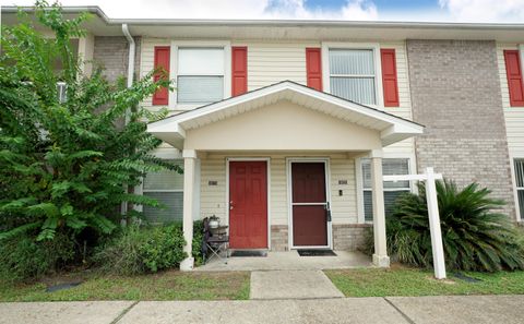 A home in Niceville