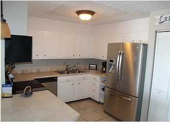 DOLPHIN POINT CONDO - Residential Lease