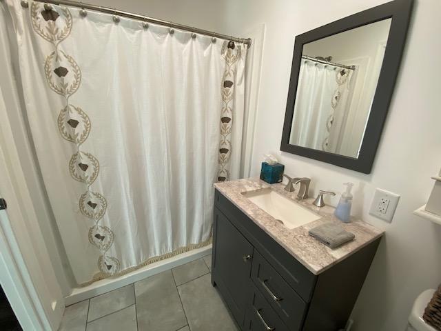 COUNTRY BREEZE ESTATES - Residential