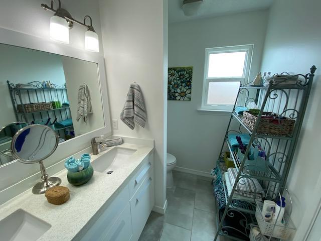 COUNTRY BREEZE ESTATES - Residential