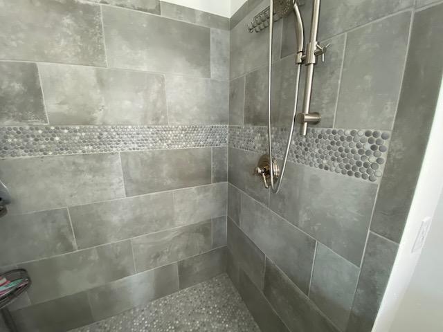COUNTRY BREEZE ESTATES - Residential