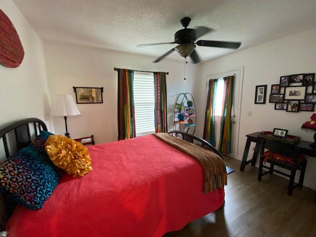 COUNTRY BREEZE ESTATES - Residential