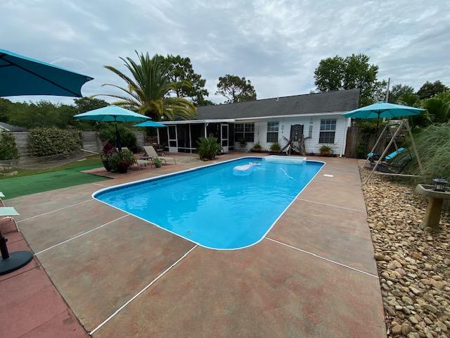 COUNTRY BREEZE ESTATES - Residential