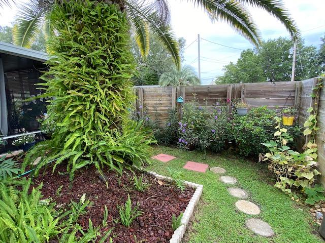 COUNTRY BREEZE ESTATES - Residential
