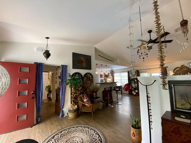 COUNTRY BREEZE ESTATES - Residential