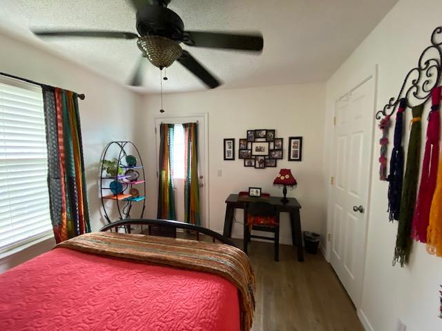 COUNTRY BREEZE ESTATES - Residential